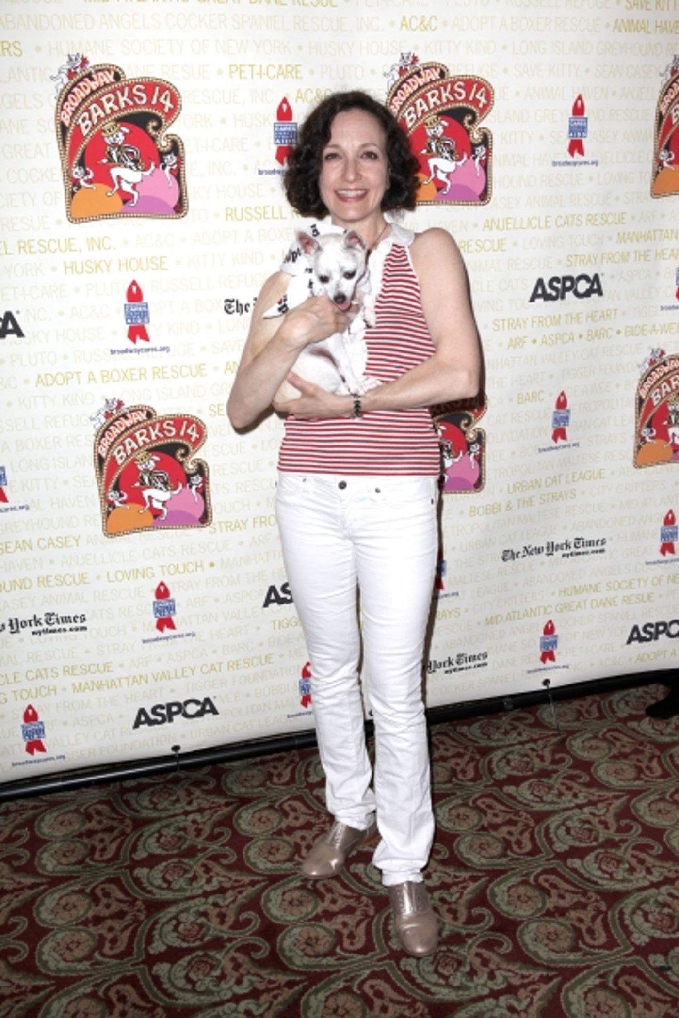 Photo Coverage: Bernadette Peters, Mary Tyler Moore & Broadway Stars Backstage at Broadway Barks 14! Image