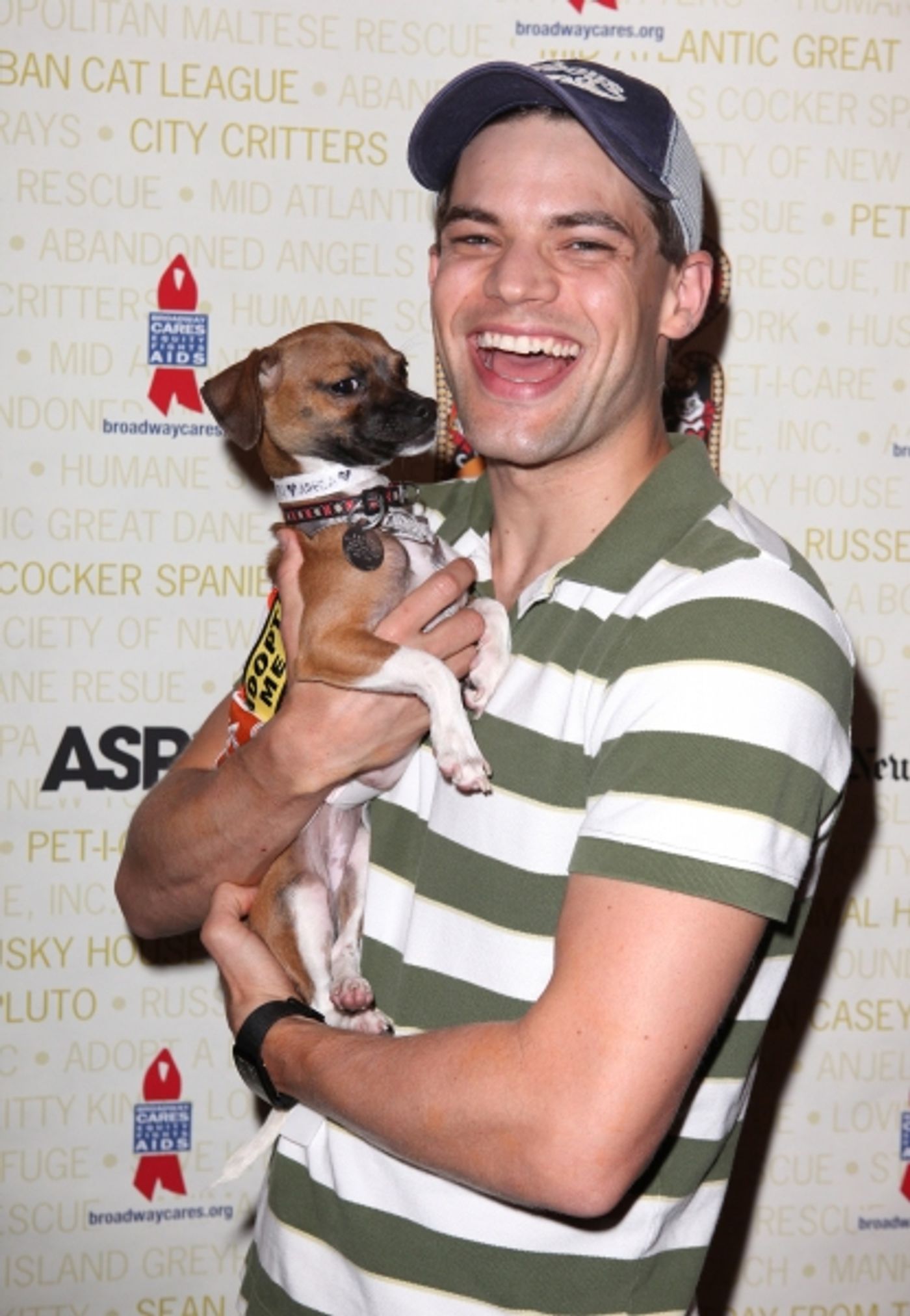 Photo Coverage: Bernadette Peters, Mary Tyler Moore & Broadway Stars Backstage at Broadway Barks 14! Image