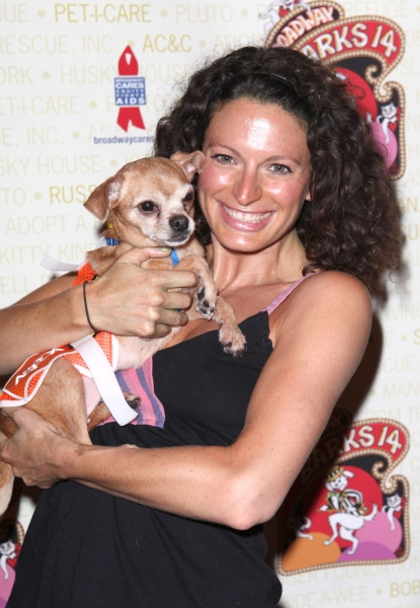 Photo Coverage: Bernadette Peters, Mary Tyler Moore & Broadway Stars Backstage at Broadway Barks 14! Image