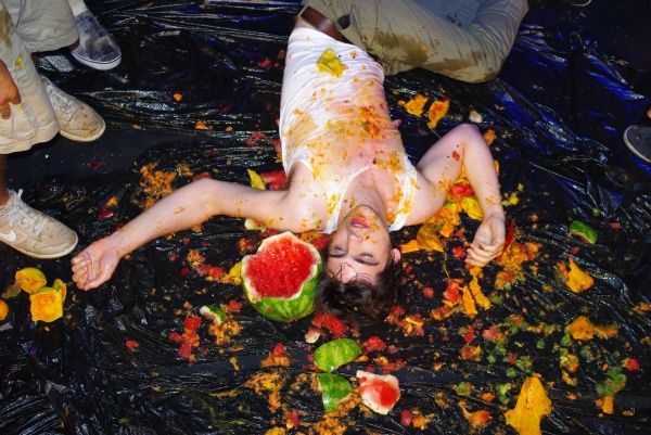 Photo Flash: First Look at MET's LAUGH STATION: PAPAYA, 7/27  Image