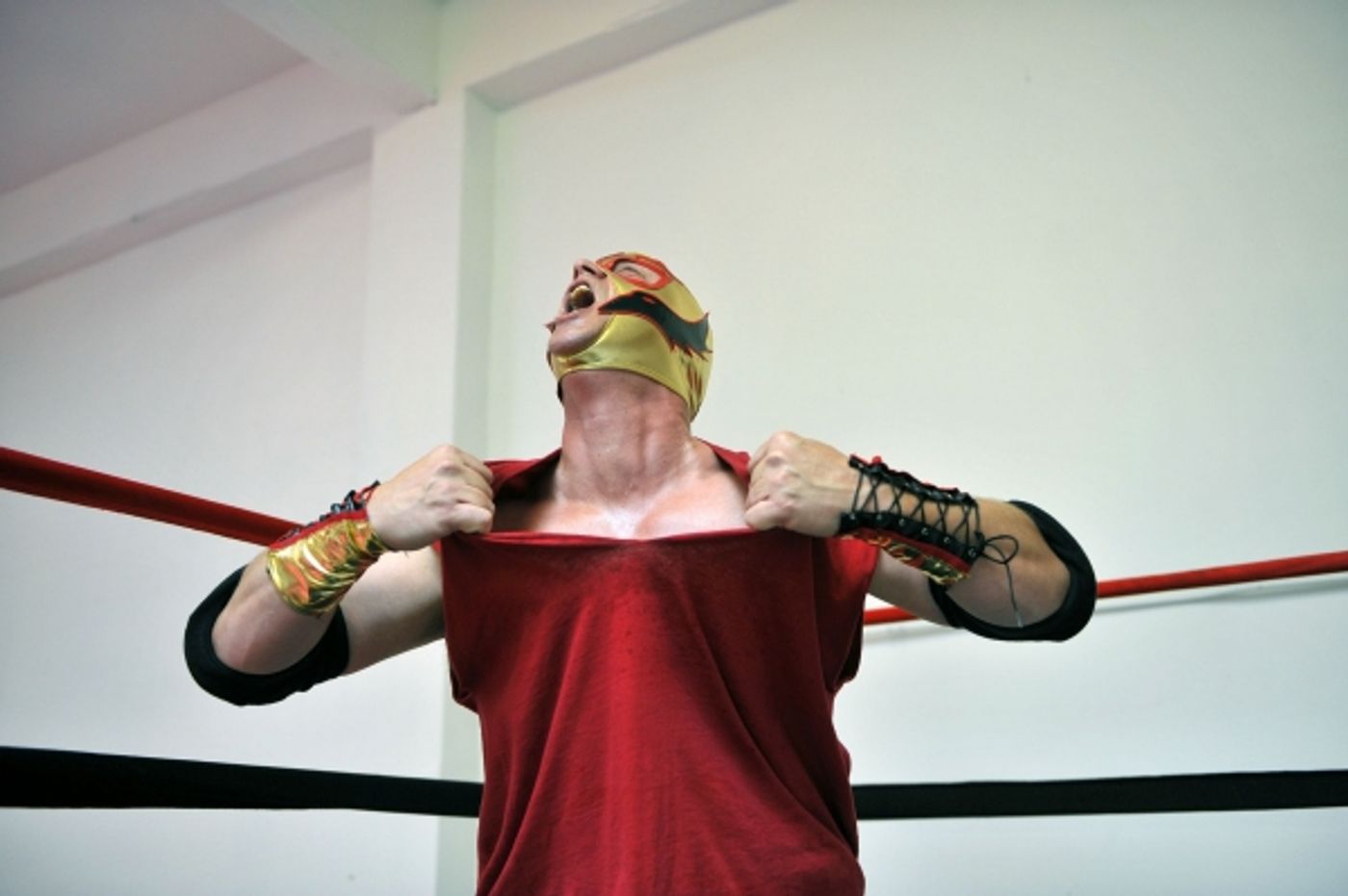 Photo Flash: First Look at THE ELABORATE ENTRANCE OF CHAD DEITY at Aurora Theatre Company  Image