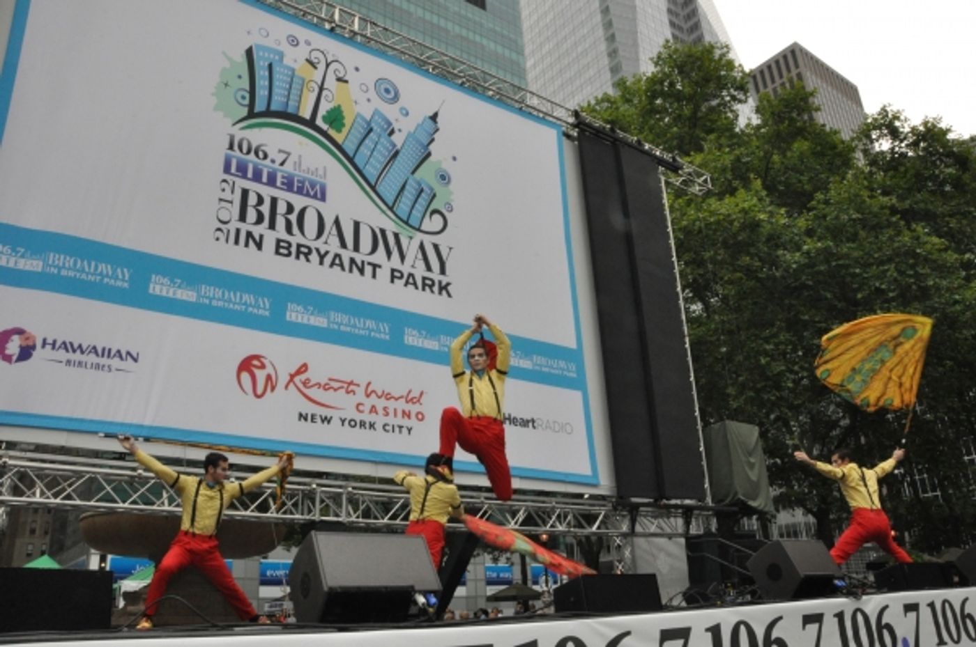 Photo Coverage: WICKED, GHOST, MEMPHIS, and More Perform at Broadway in Bryant Park!  Image