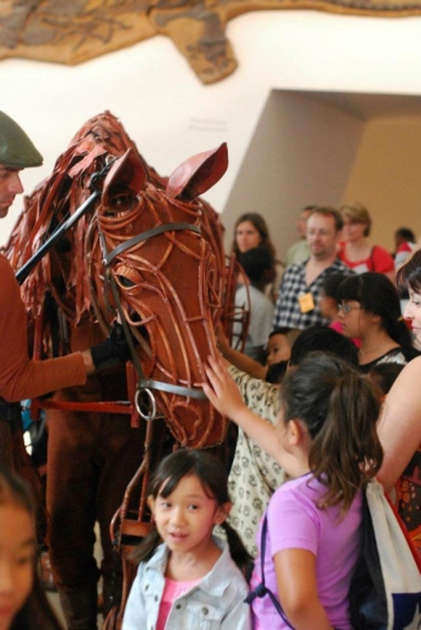 Photo Flash: WAR HORSE's Joey and Topthorn Hit the Streets of Toronto Photo Flash: WAR HORSE's Joey and Topthorn Hit the Streets of Toronto Image