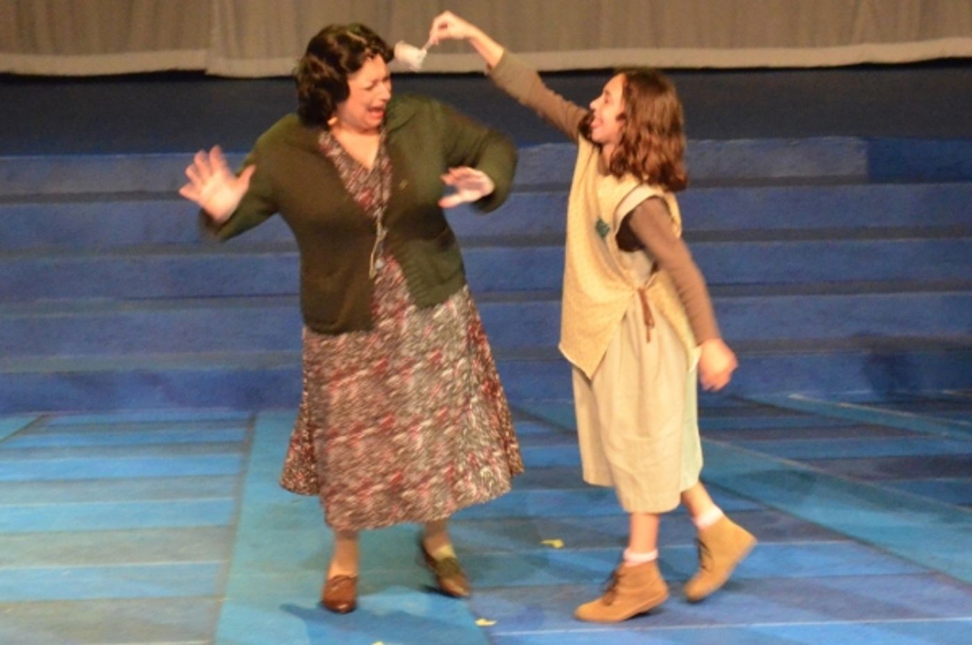 Photo Flash: Summerstage at Leonia Presents ANNIE, Now thru 7/29  Image