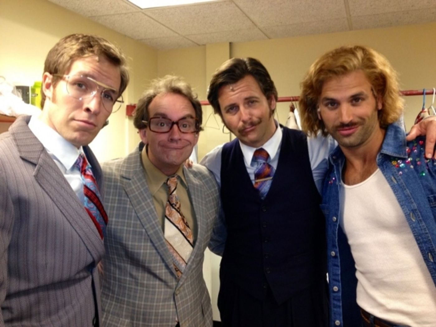 Photo Flash: Saturday Intermission Pics, July 21 - BABY CASE's Hannah Elless & More!  Image