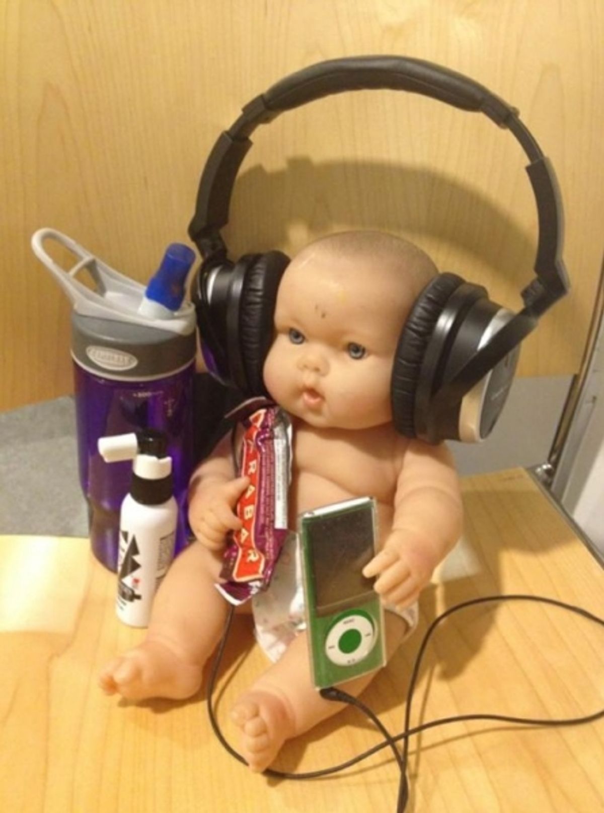 BABY CASE's Hannah Elless ‏(NYMF)
 at 