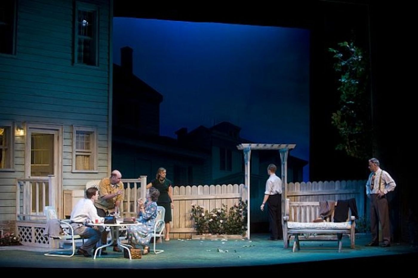 Photo Flash: First Look at Jeff McCarthy, Lizbeth MacKay and More in Barrington Stage's ALL MY SONS  Image