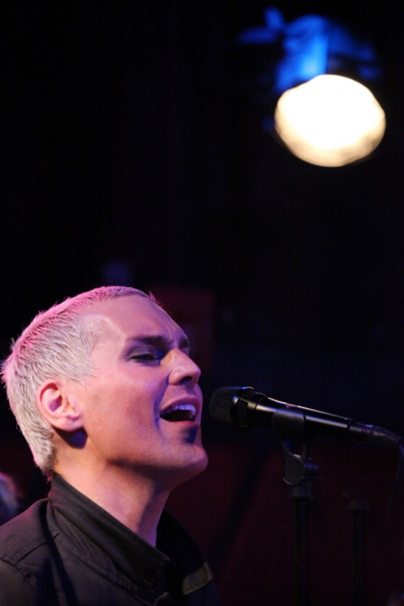 Exclusive Photo Coverage: Tony Vincent Brings Solo Concert to Rockwood Music Hall!  Image