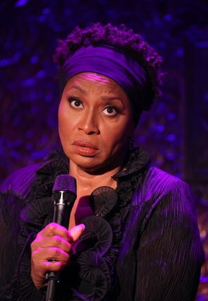 Jennifer Lewis Photo