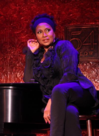 Jennifer Lewis Photo