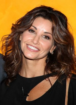 Gina Gershon Photo