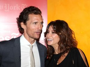 Matthew McConaughey & Gina Gershon Photo