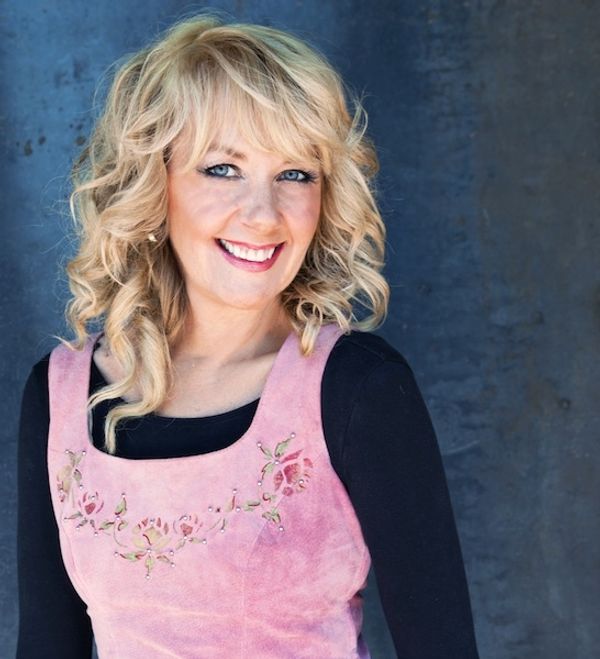 Bonnie Keen Photo