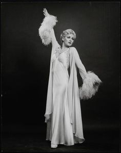 Lily Garland Profile Photo