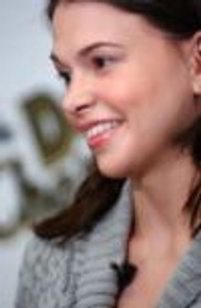 HighlyUnrealistic profile photo