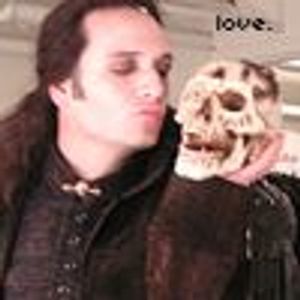 LuvBroadwayHugs Profile Photo