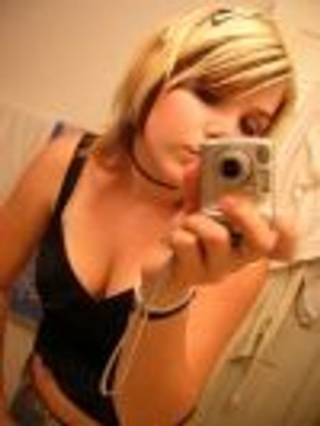 caitcatastrophe profile photo